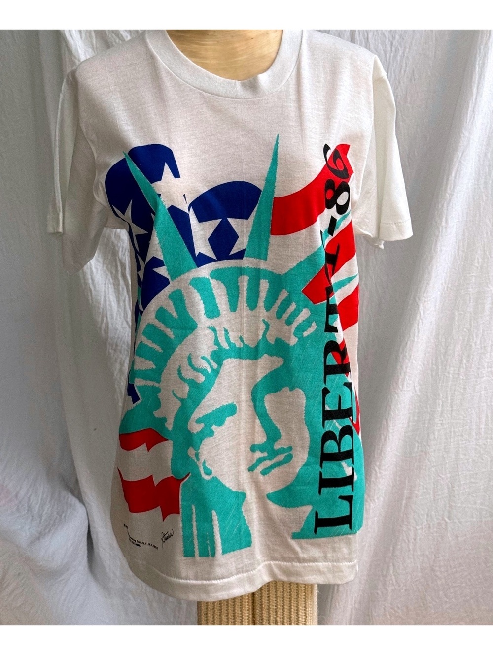 🆕LISTING🆕 Screen Stars highly collectible tee